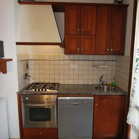 Perla - Terrazza Fronte Mare E Aria Condizionata Apartamento