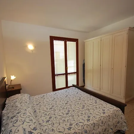 Perla - Terrazza Fronte Mare E Aria Condizionata * Марина-ди-Кампо