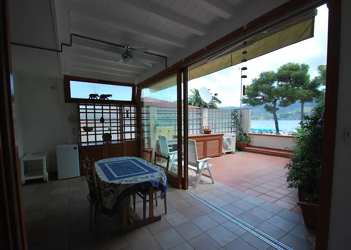 Perla - Terrazza Fronte Mare E Aria Condizionata