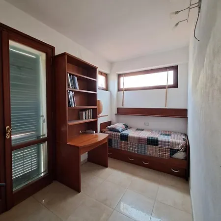 Perla - Terrazza Fronte Mare E Aria Condizionata Apartamento Marina di Campo